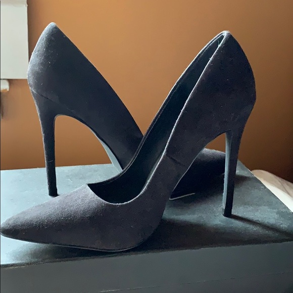 Nasty Gal Suede Black Heels - Picture 2 of 3